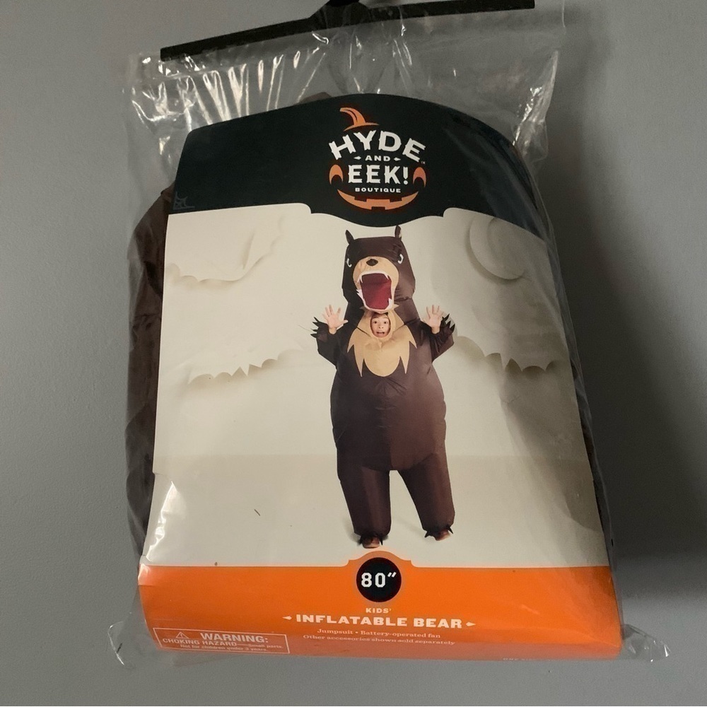 NIP. HYDE & EEK Inflatable Bear Kid Costume - Picture 3 of 4